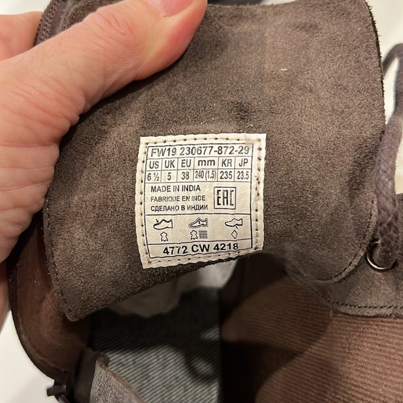 NWOT Levi’s dark brown leather and suede moto style lace, zip and buckle boots - Picture 10 of 10